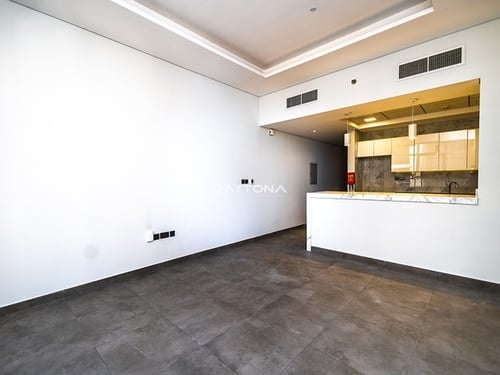 Spacious Unfurnished l Brand New | Prime Location